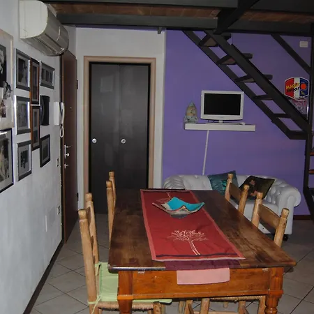 Rooftop Centre With Garage *