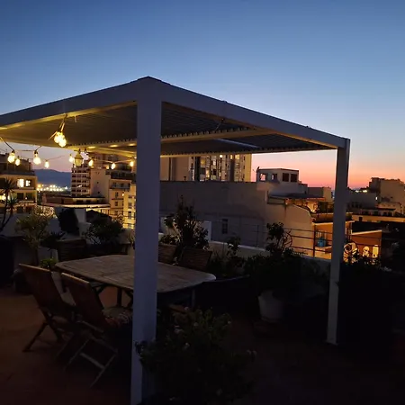 Appartamento Rooftop Centre With Garage